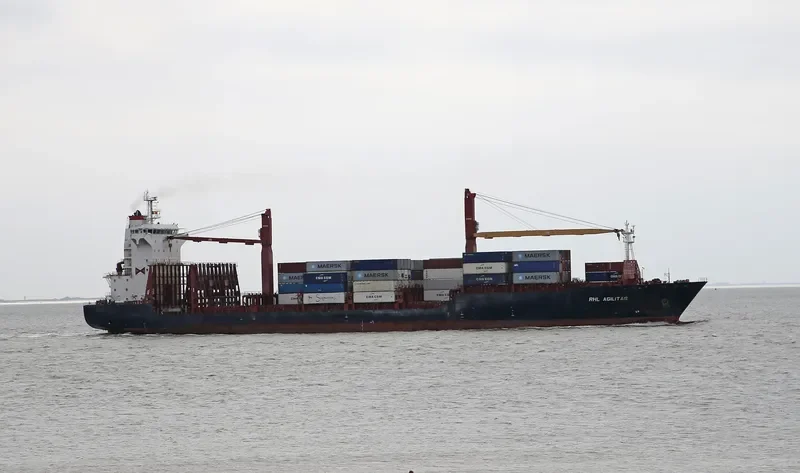 RHL AGILITAS Container Ship IMO 9373486 photo 9