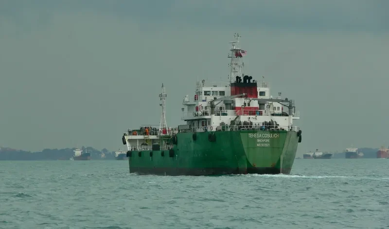CALLISTO Tanker IMO 9373577 photo 5
