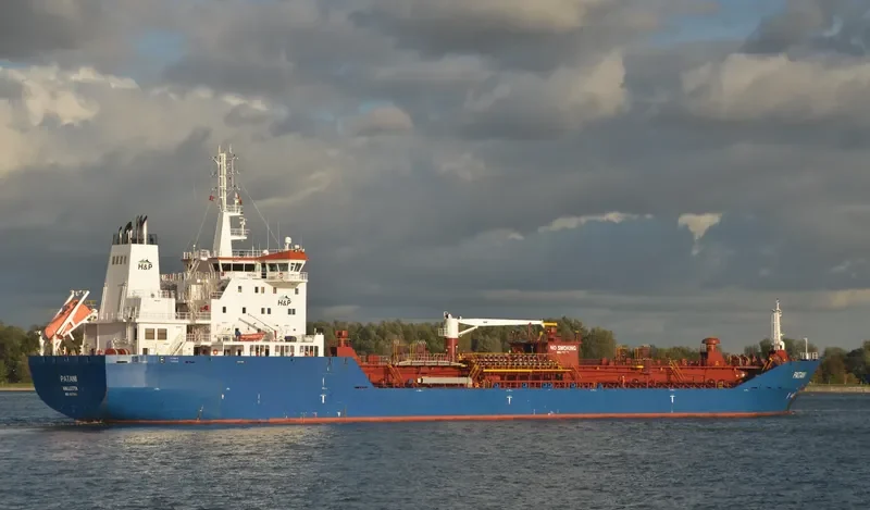 PATANI Tanker IMO 9373644 photo 2