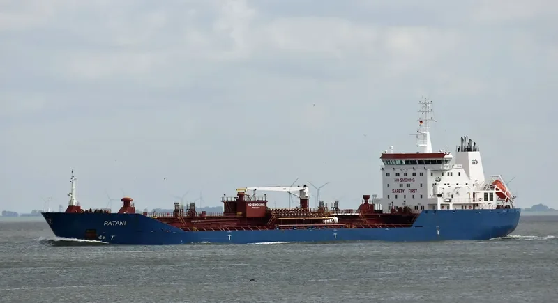 PATANI Tanker IMO 9373644 photo 5