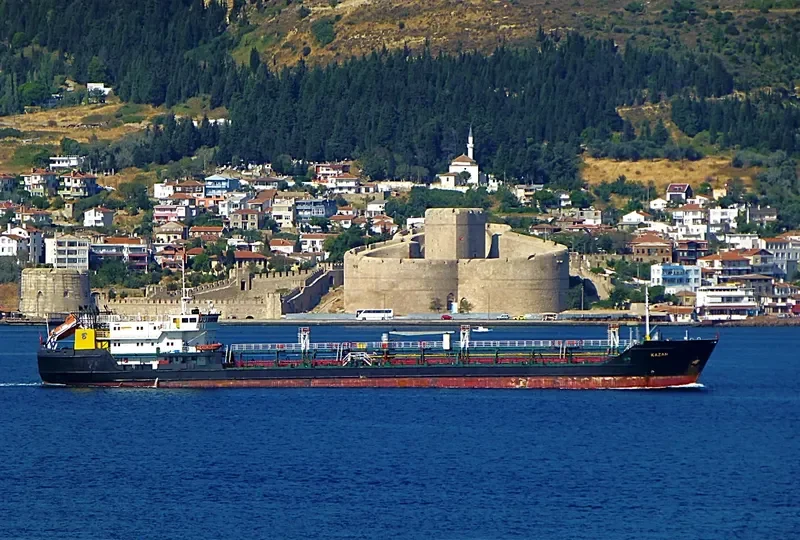 NAZAN Tanker IMO 9373747 photo 6