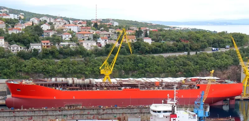 ONEGA GULF Tanker IMO 9373773 photo 2
