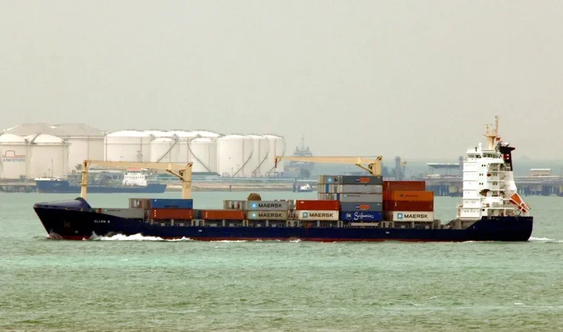 JETTE Container Ship IMO 9374117 photo 2