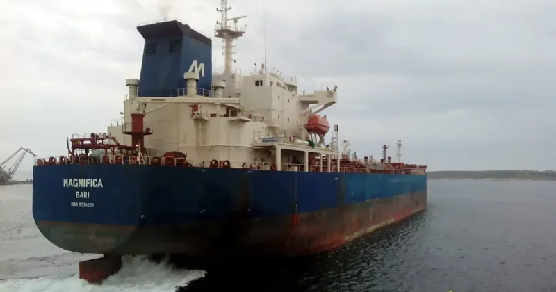 MAGNIFICA Tanker IMO 9374234 photo 9