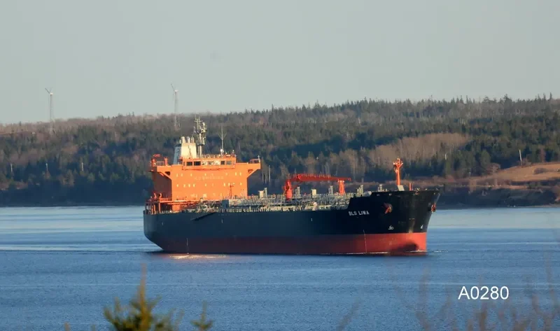 FALCON MAJESTIC Tanker IMO 9374284 photo 8
