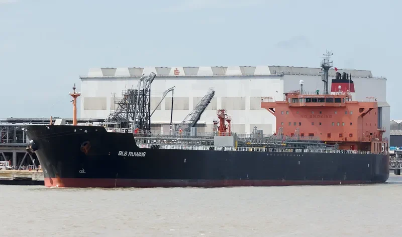 FALCON ROYAL Tanker IMO 9374296 photo 10