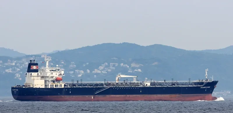 ATLANTIC MUSE Tanker IMO 9374301 photo 6