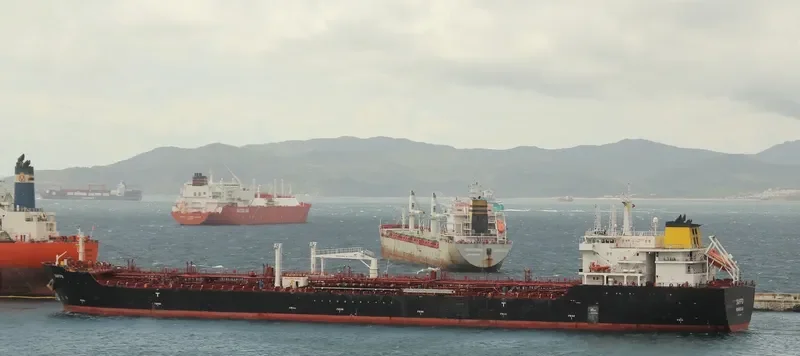 MAERSK KARA Tanker IMO 9374428 photo 5