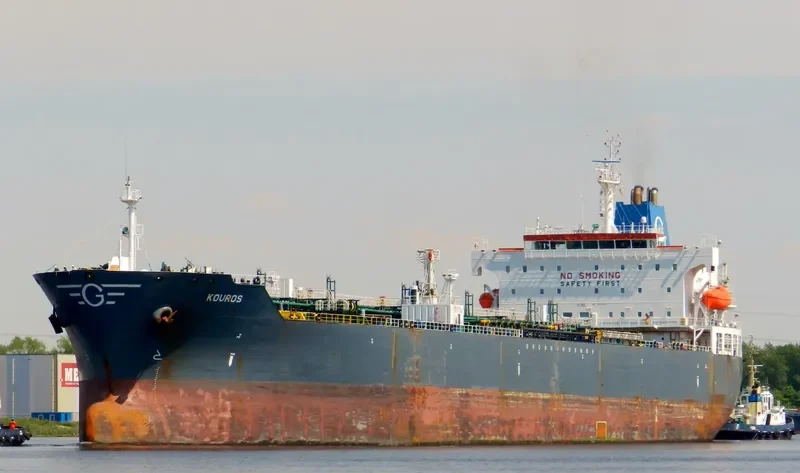 KOUROS Tanker IMO 9374507 photo 6