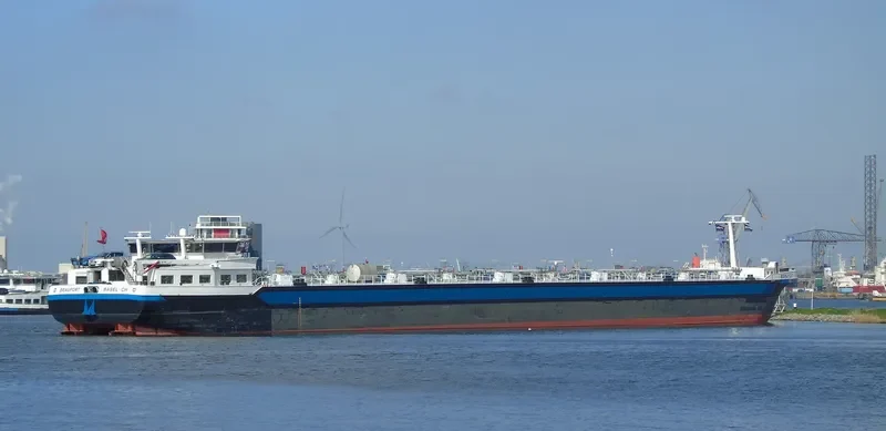BEAUFORT Tanker IMO 9374961 photo 3