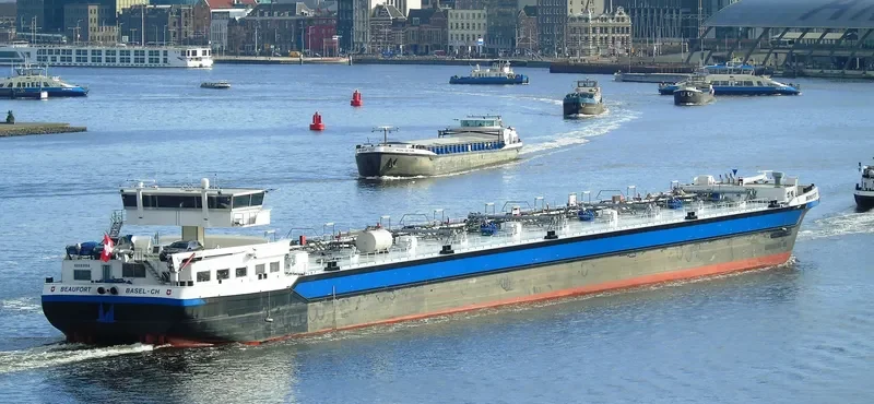 BEAUFORT Tanker IMO 9374961 photo 5