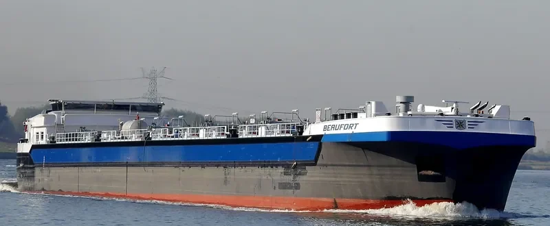 BEAUFORT Tanker IMO 9374961 photo 6