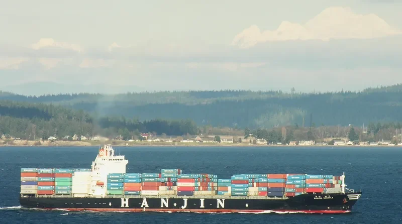KMTC MANILA Container Ship IMO 9375496 photo 8