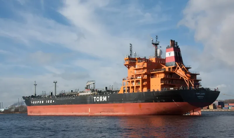 TORM LAURA Tanker IMO 9375616 photo 6