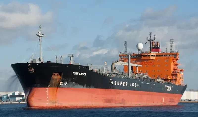 TORM LAURA Tanker IMO 9375616 photo 7