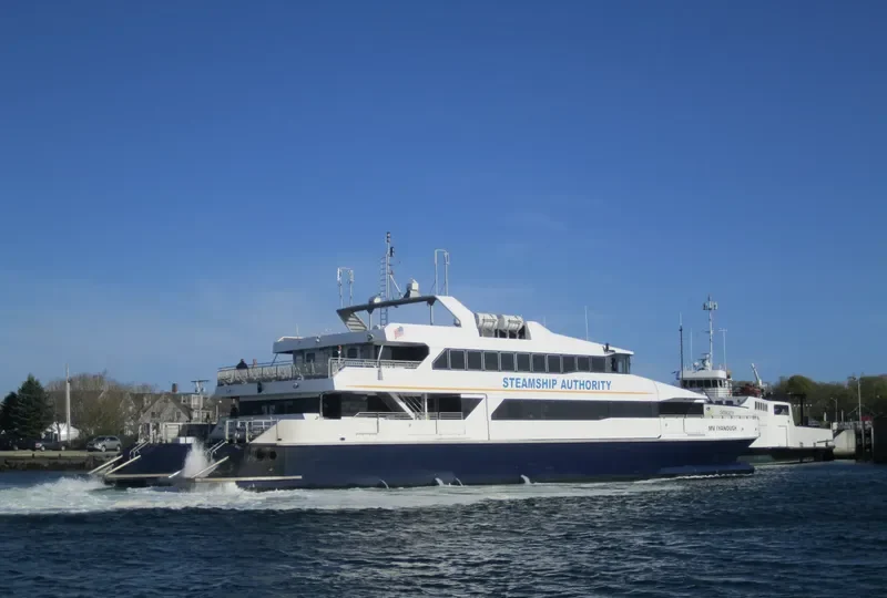 IYANOUGH Passenger Ship IMO 9375719 photo 3