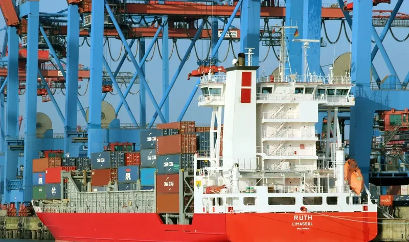 RUTH Container Ship IMO 9376036 photo 2