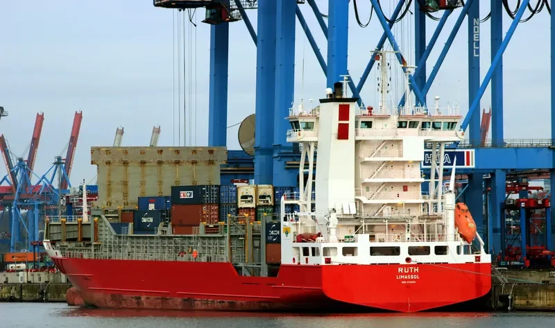 RUTH Container Ship IMO 9376036 photo 7