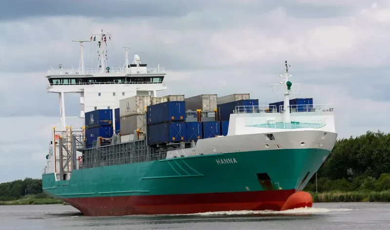 HANNA Container Ship IMO 9376048 photo 2