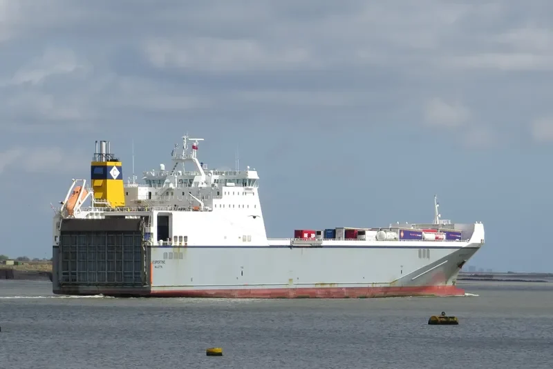 VESPERTINE Ro-Ro IMO 9376713 photo 8