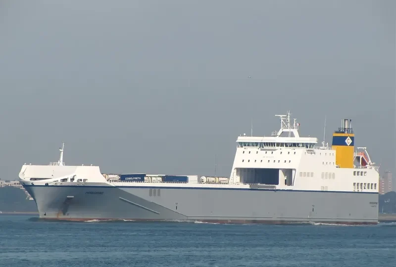 PEREGRINE Ro-Ro IMO 9376725 photo 4