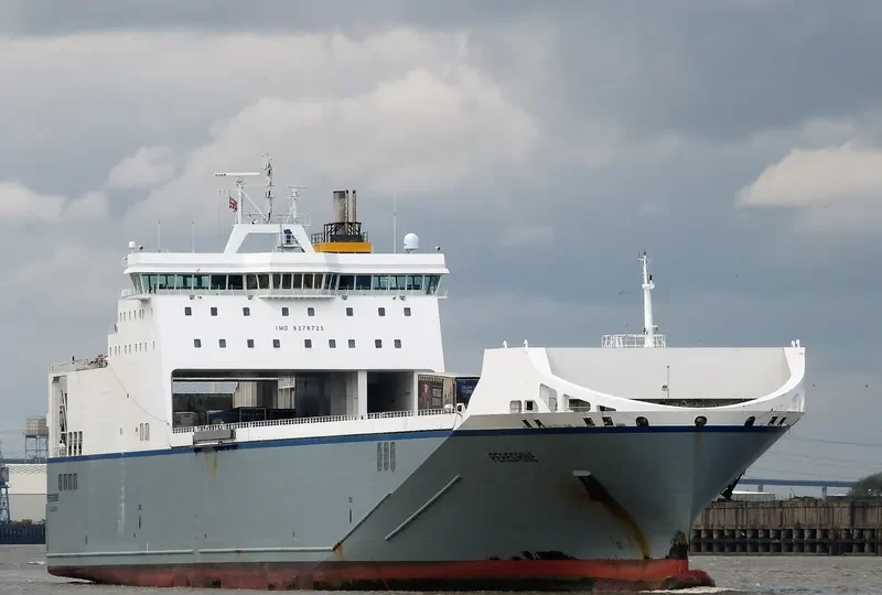 PEREGRINE Ro-Ro IMO 9376725 photo 5