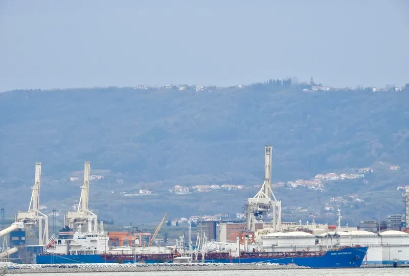 SUNNY SKY Tanker IMO 9376816