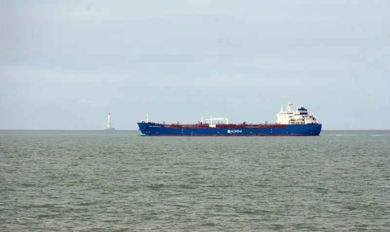 SUNNY SKY Tanker IMO 9376816 photo 4