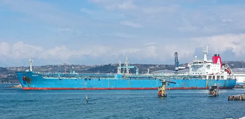 STAR I Tanker IMO 9376945 photo 10