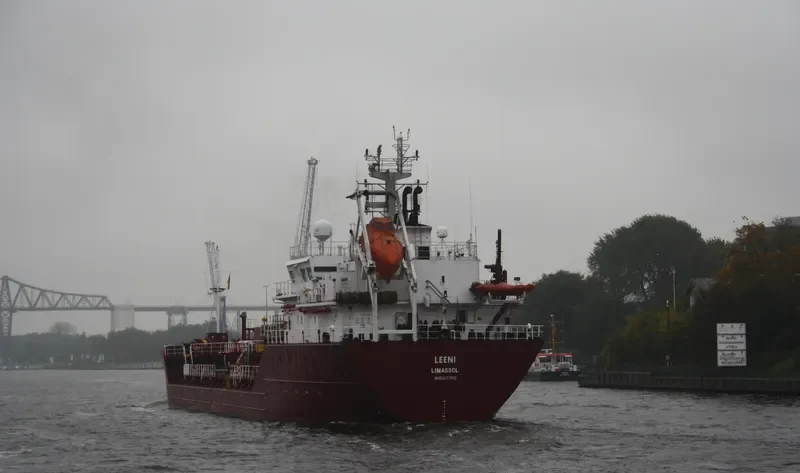 BUNKER BAY Tanker IMO 9377092 photo 6