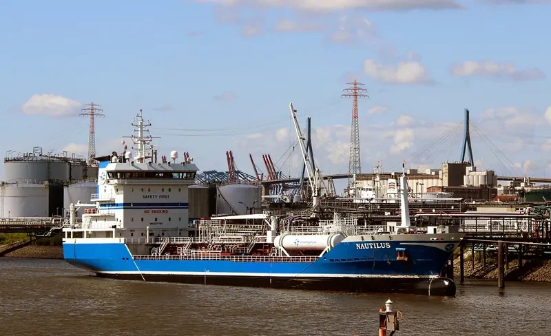 NAUTILUS Tanker IMO 9377183 photo 3