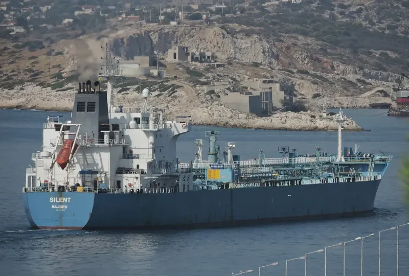 SILENT Tanker IMO 9377652 photo 5