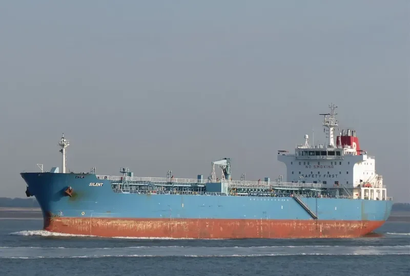 SILENT Tanker IMO 9377652 photo 7