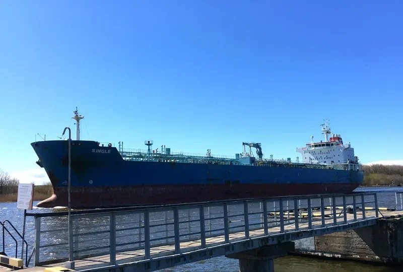 SINGLE Tanker IMO 9377664 photo 3