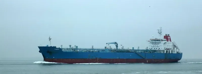 SINGLE Tanker IMO 9377664 photo 8