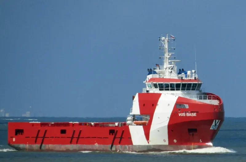 VOS BASE Offshore Vessel IMO 9378046 photo 8