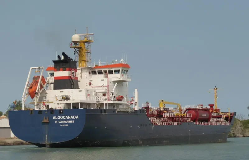 ALGOCANADA Tanker IMO 9378591 photo 2
