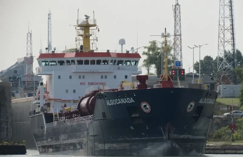ALGOCANADA Tanker IMO 9378591 photo 4