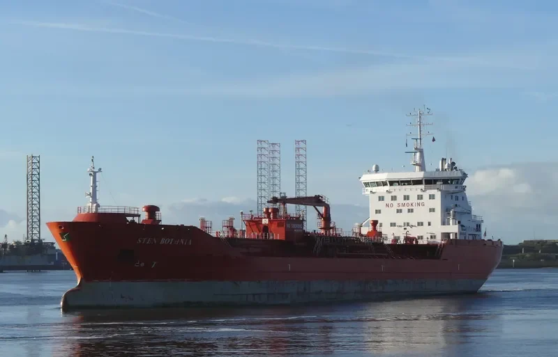 STEN BOTHNIA Tanker IMO 9378735 photo 3