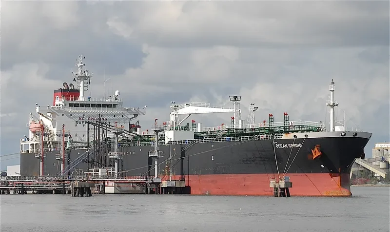 OCEAN SPRING Tanker IMO 9379038 photo 8