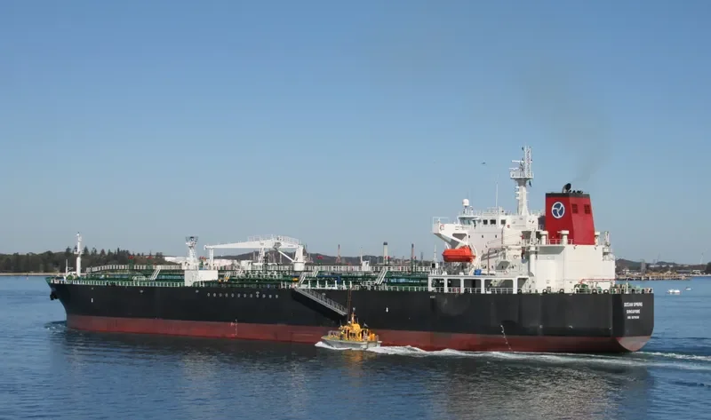 OCEAN SPRING Tanker IMO 9379038 photo 10