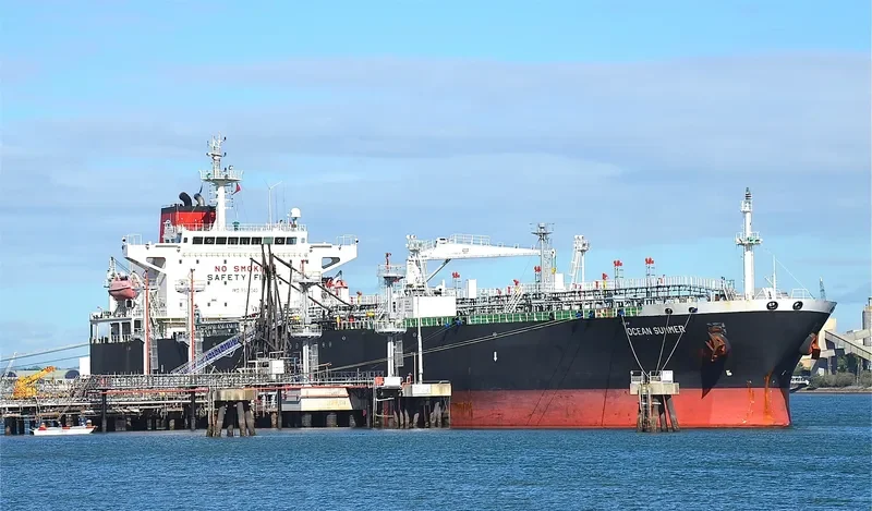 OCEAN SUMMER Tanker IMO 9379040 photo 8