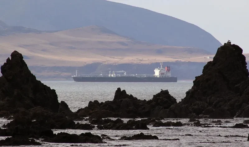 OCEAN SUMMER Tanker IMO 9379040 photo 9