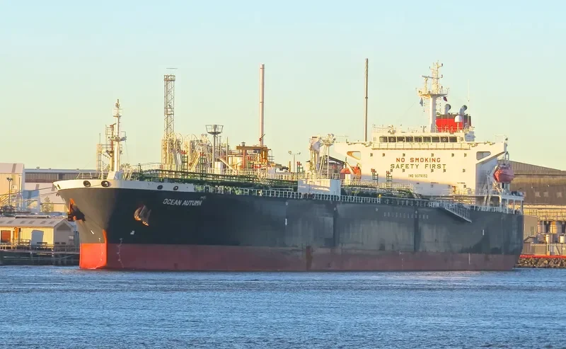 OCEAN AUTUMN Tanker IMO 9379052 photo 10
