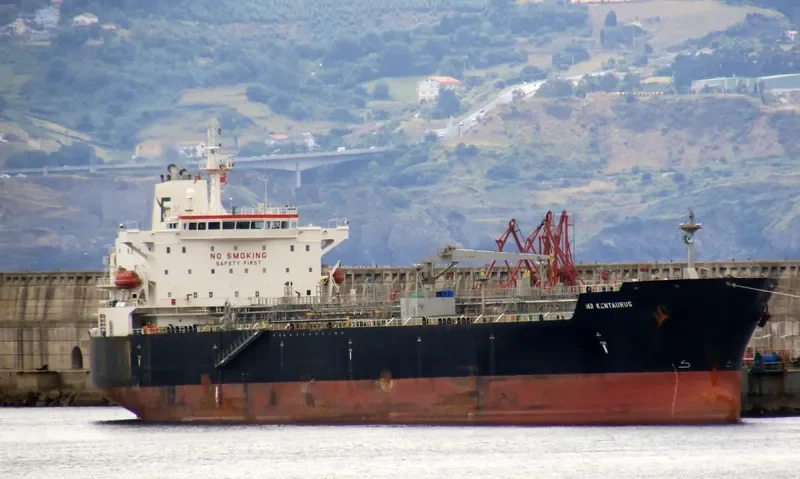 ATLANTICA BAY Tanker IMO 9379131 photo 8