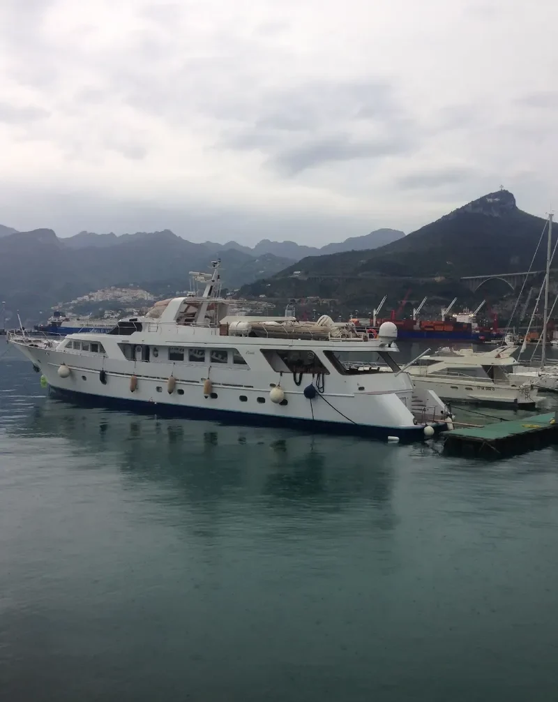 FORTUNE Tanker IMO 9379325 photo 5