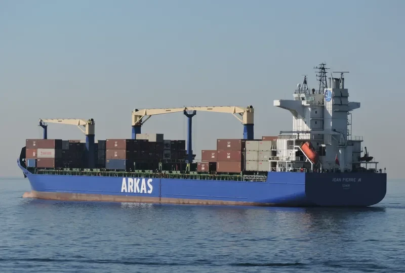 VENTO DI TRAMONTANA Container Ship IMO 9379351 photo 6