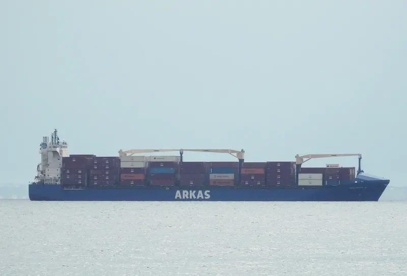 VENTO DI TRAMONTANA Container Ship IMO 9379351 photo 10