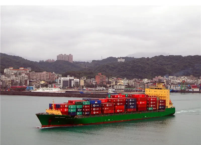 CAPE FAWLEY Container Ship IMO 9379363 photo 8