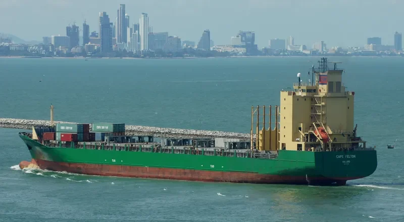 CAPE FELTON Container Ship IMO 9379375 photo 5